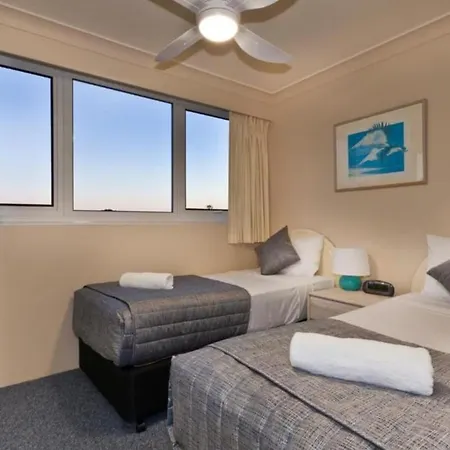 Meridian Tower Kirra Beach Coolangatta Exterior photo