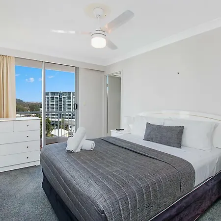 Meridian Tower Kirra Beach Coolangatta Exterior photo
