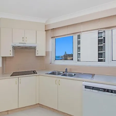 Meridian Tower Kirra Beach Coolangatta Exterior photo
