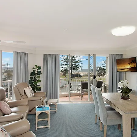 Meridian Tower Kirra Beach Coolangatta Exterior photo