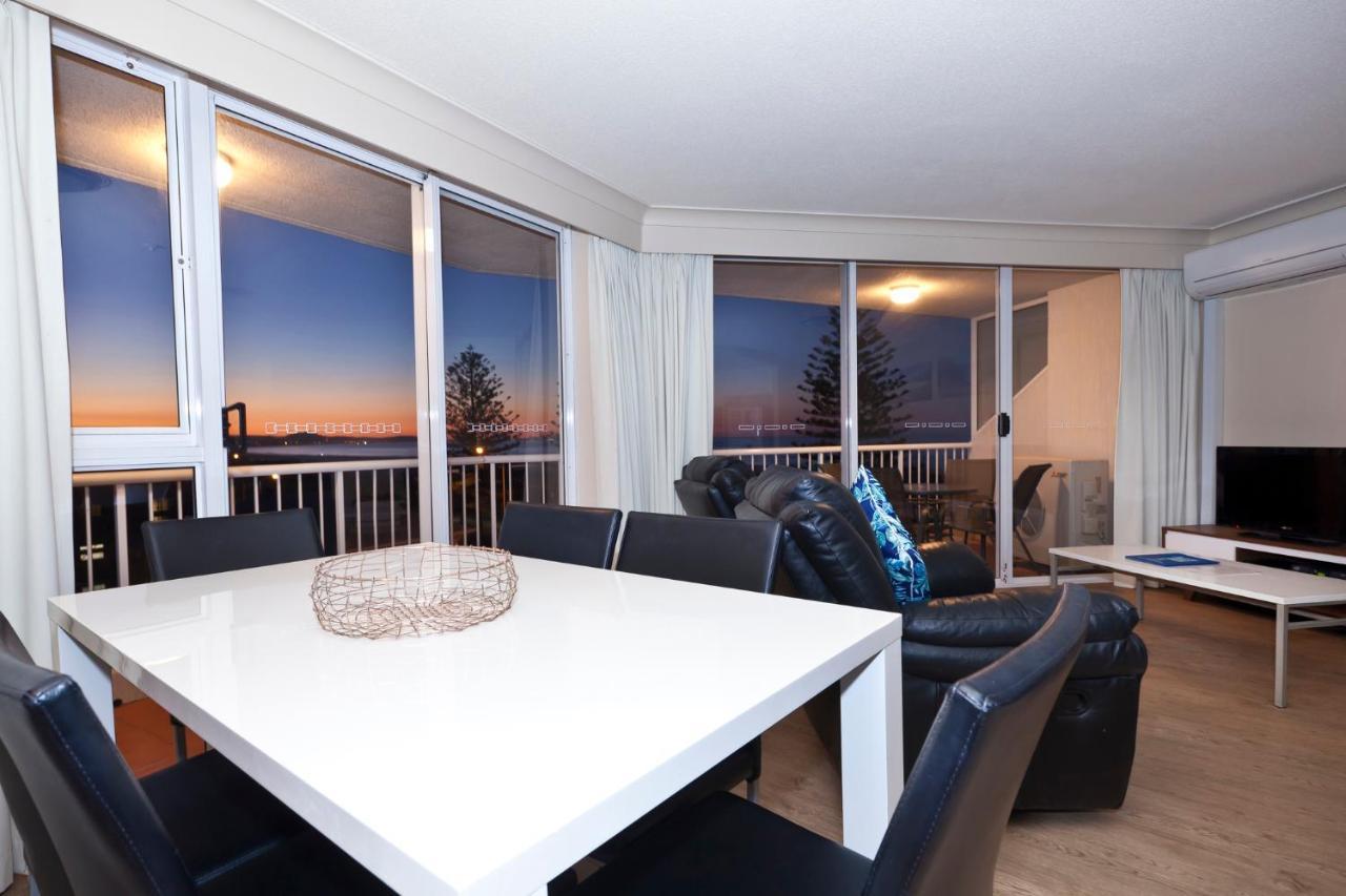 Meridian Tower Kirra 3*