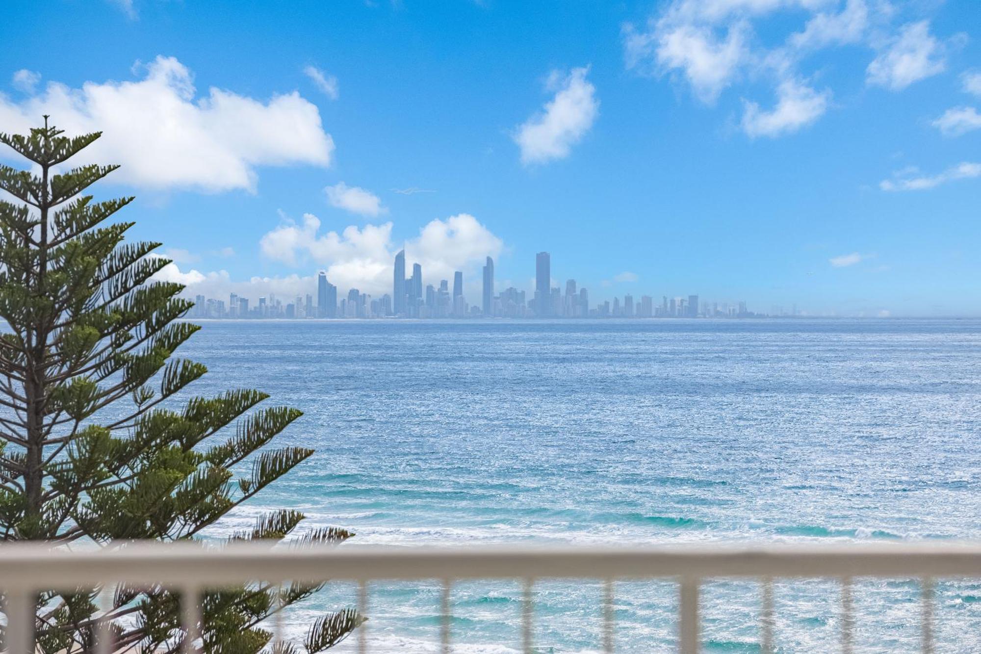 Aparthotel Meridian Tower Kirra