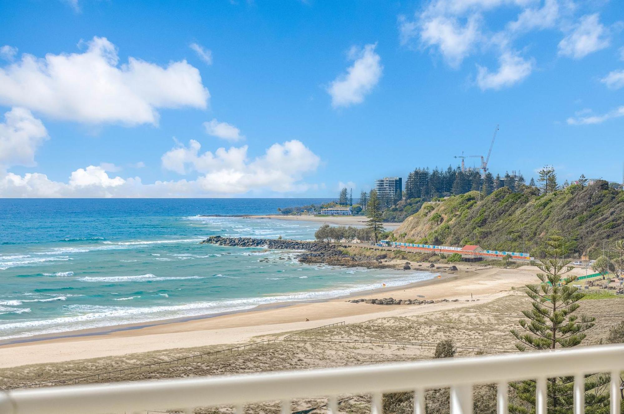 Meridian Tower Kirra Aparthotel