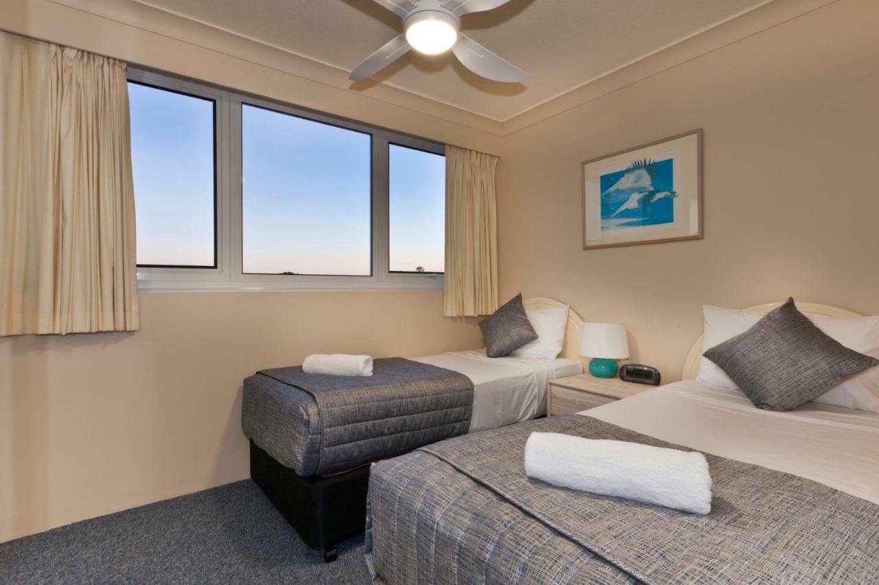 Meridian Tower Kirra Aparthotel