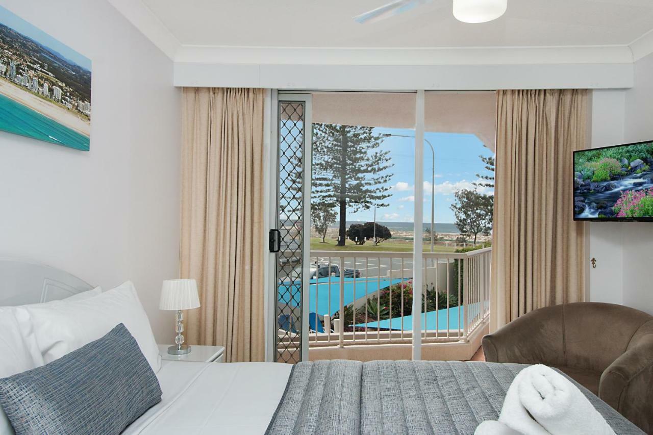 Meridian Tower Kirra Aparthotel